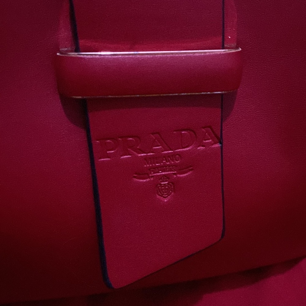 Prada red bag 3in long 3in deep - Picture 3 of 6